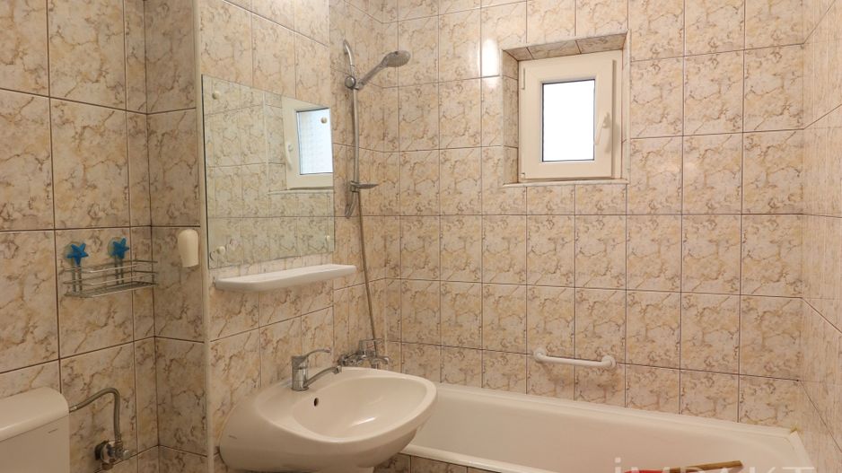Apartament cu 3 camere, decomandat, zona strazii Gheorghe Dima! - Poză 12
