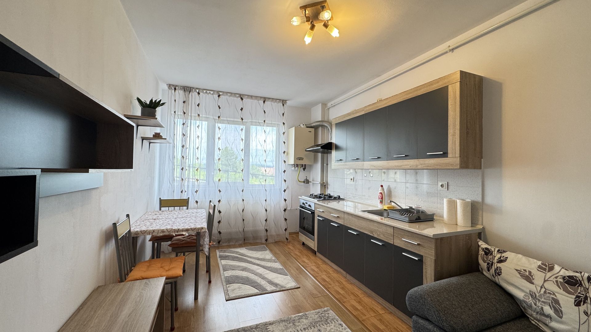 Apartament 2CAM 41MP COMPLET MOBILAT SI UTILAT - PARCARE - Poză 1