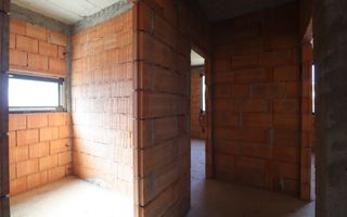 Casa superba si spatioasa, situata in Salicea! - Poză 6