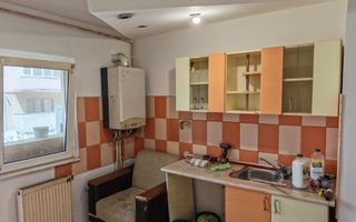 Vand apartament 2 camere, dec, zona M5(in spate la bl 1), et 2, 49mp! - Poză 1