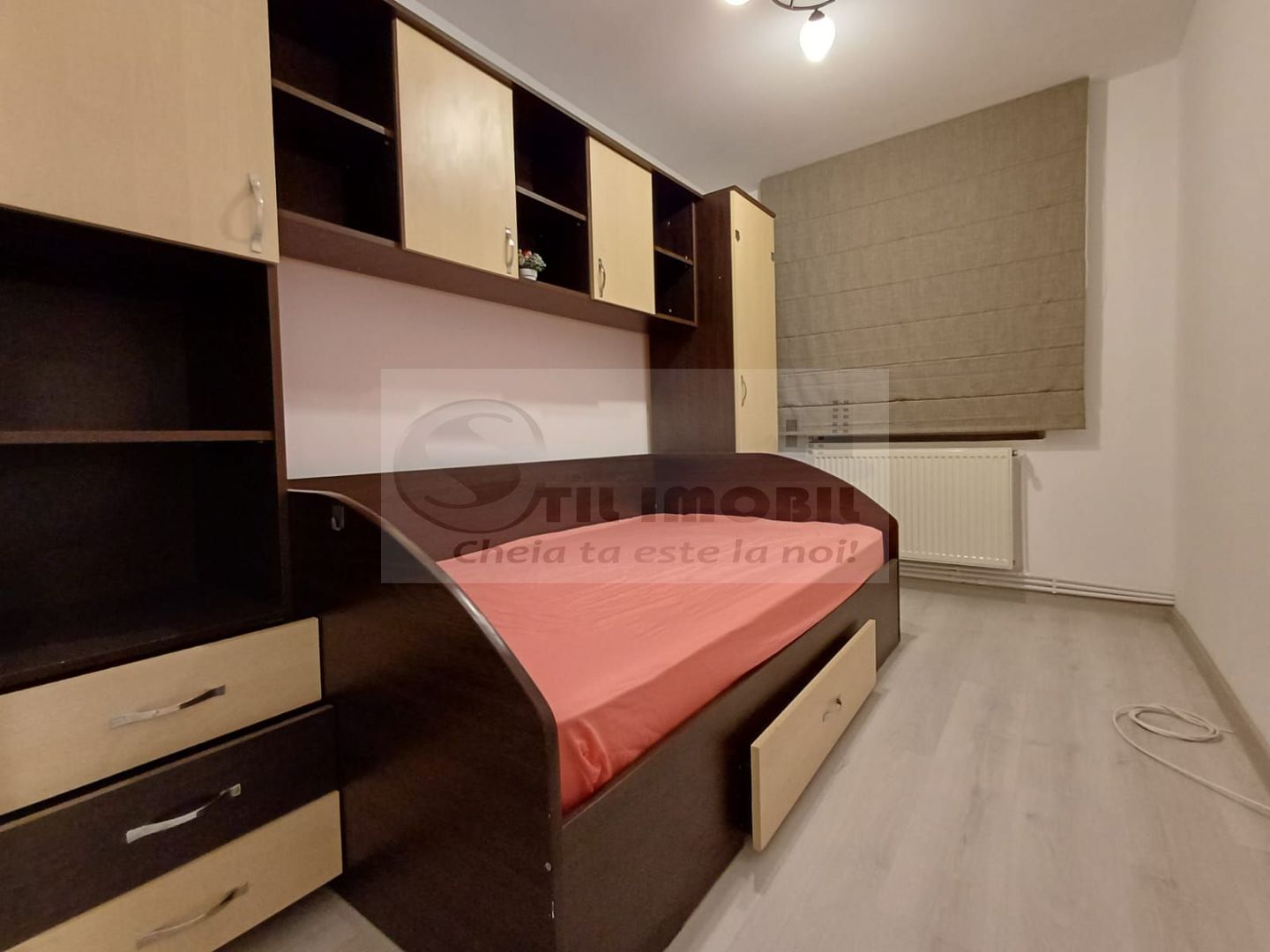 Apartament 3 camere Decomndat RENOVAT–  vis-a-vis de Palas Mall - Poză 11