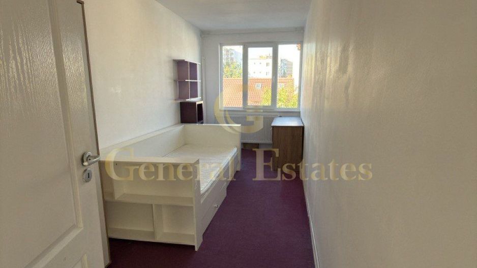 Apartament spatios cu 3 camere - Poză 3
