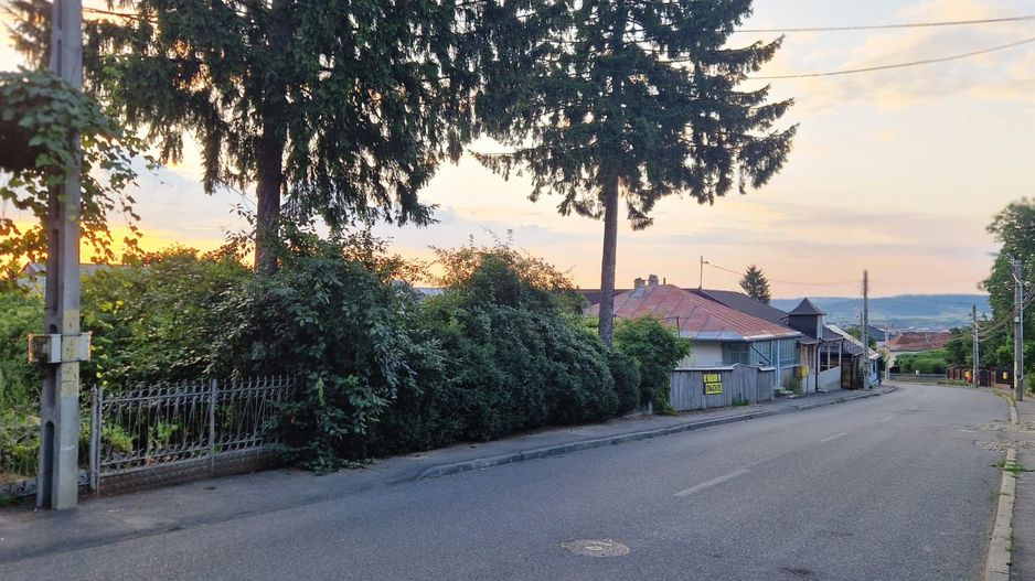 SE VINDE-Teren intravilan central Falticeni - Poză 3