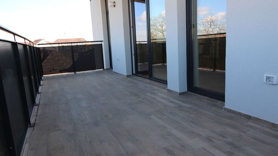 Apartament deosebit cu acces direct din lift - Poză 19