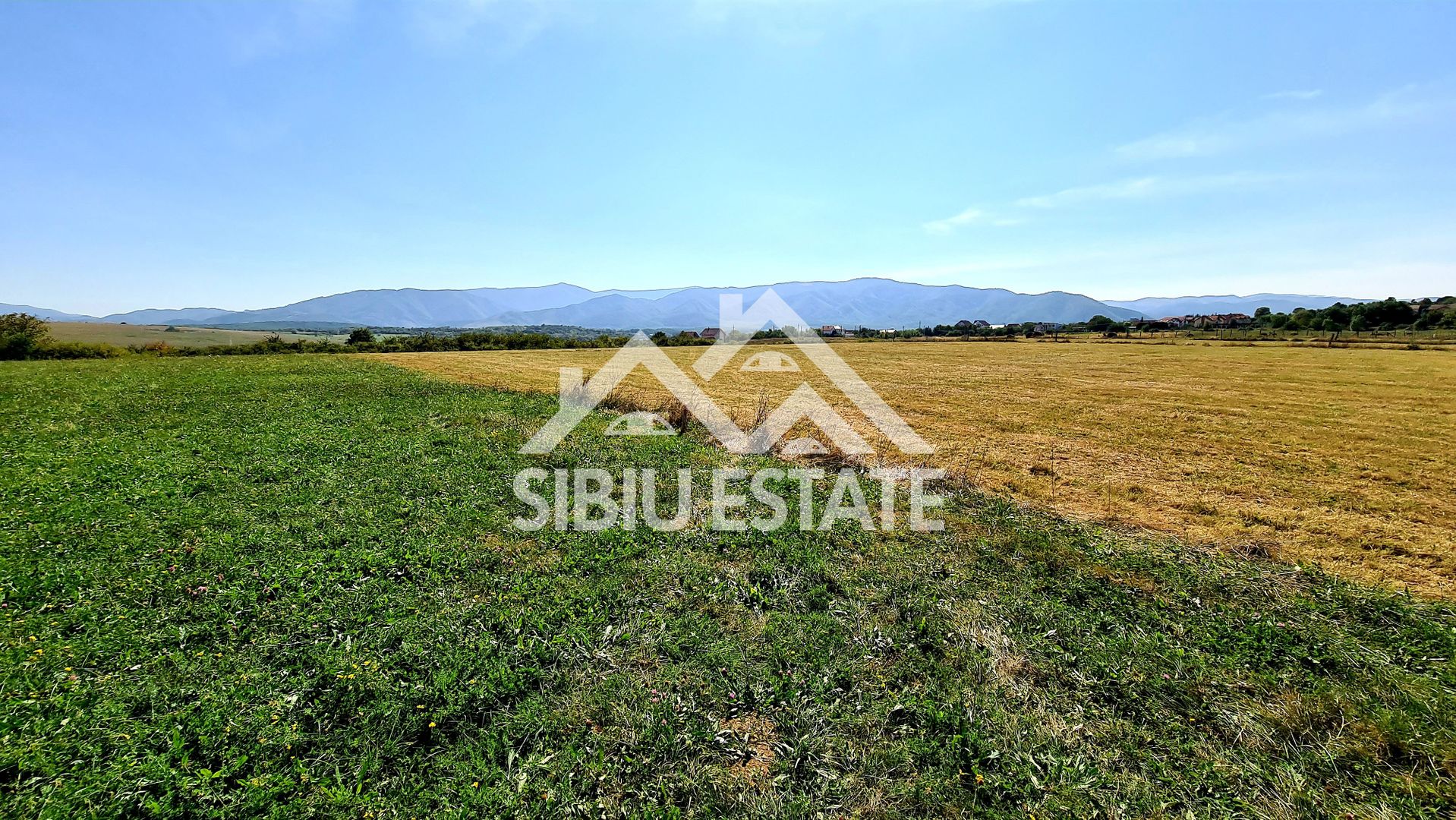 Teren cu vedere panoramica Intrare in Cisnadie 2325 mp deschidere 25ml - Poză 4