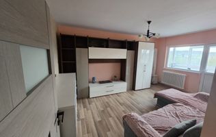 APARTAMENT 3 CAMERE - METALURGIE - DECOMANDAT