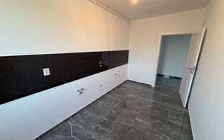 Disponibil imediat. Decomandat. TVA 21% inclus in pret - Poză 2