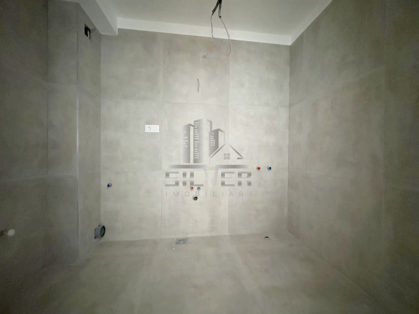 Apartament cu 3 camere/terasa 24 mp/boxa/finisaje incluse/PRET REDUS! - Poză 13