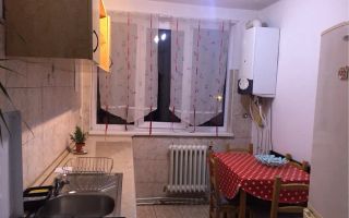 Apartament de închiriat cu 2 camere în zonă centrală - Poză 4