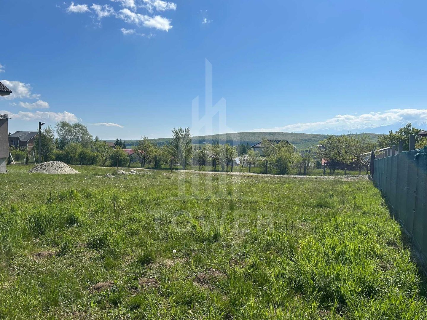 TEREN 600 MP | VEDERE PANORAMICĂ | LA MARGINEA PĂDURII | Tocile, SIBIU - Poză 4