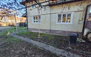 Casa 4 camere, 93 mp Construit, Teren 468 mp, Zona Cetate - Poză 1