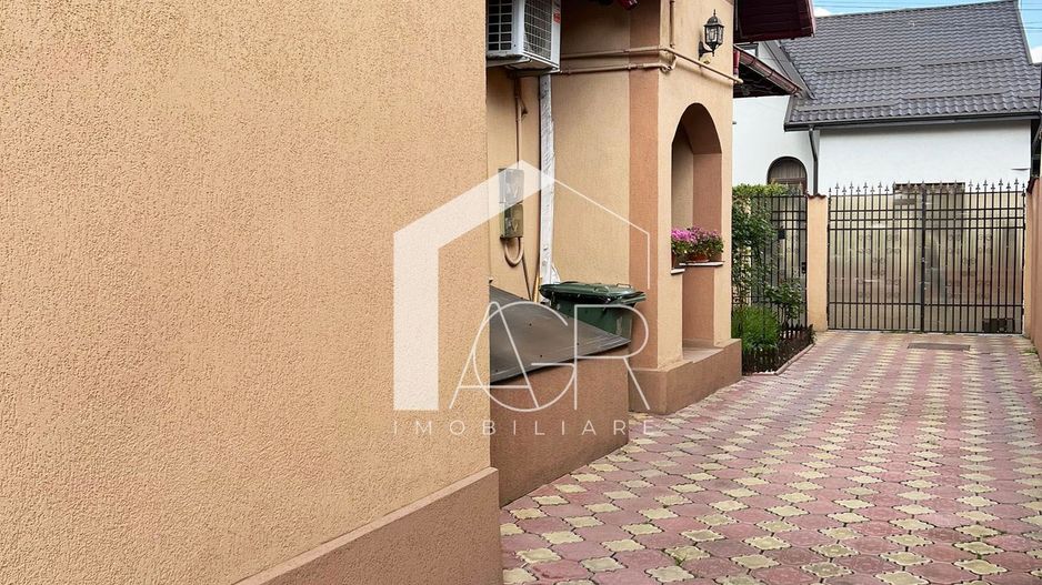 Casa P+M, cu 5 camere, zona Central - Poză 24