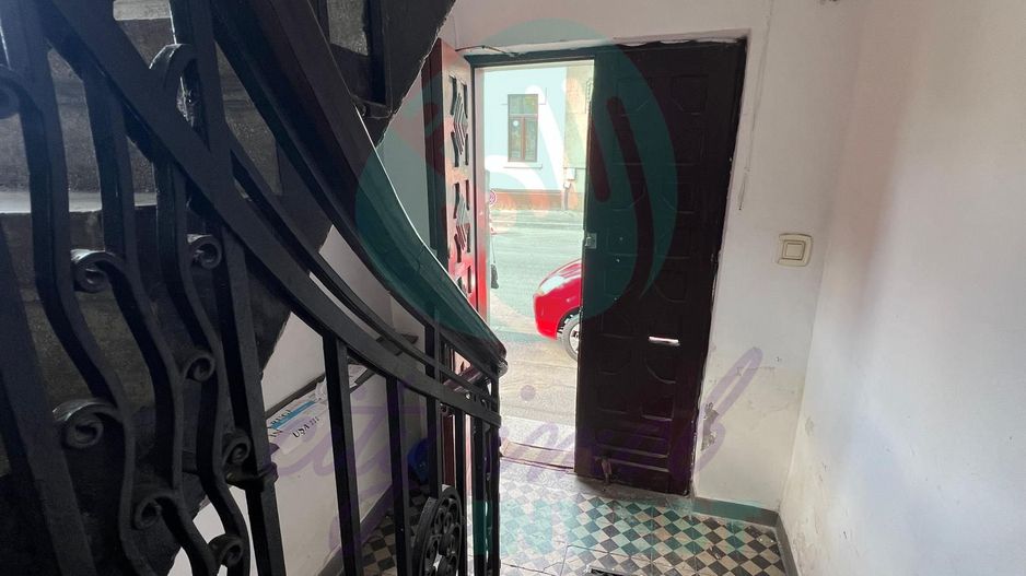 4 camere in Vila interbelica 106mp-Centrala proprie- Calea Calarasilor - Poză 14
