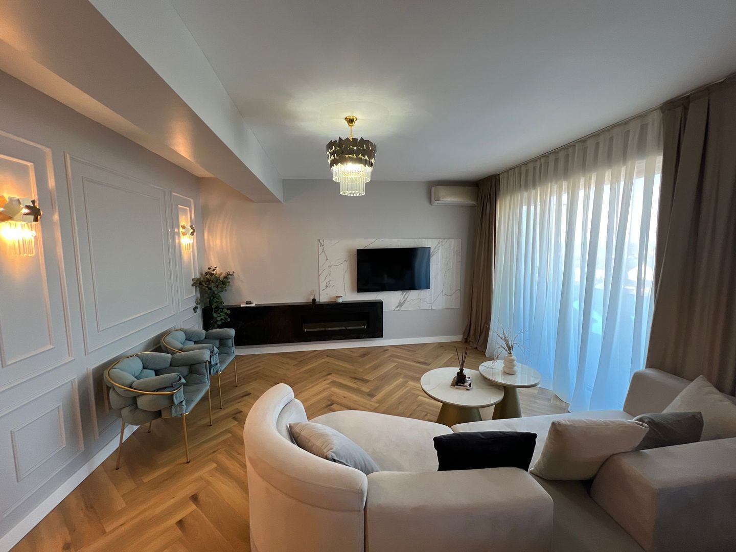 PENTHOUSE SUPERB DE 3 CAMERE / BULEVARDUL PIPERA 1 - Poză 1