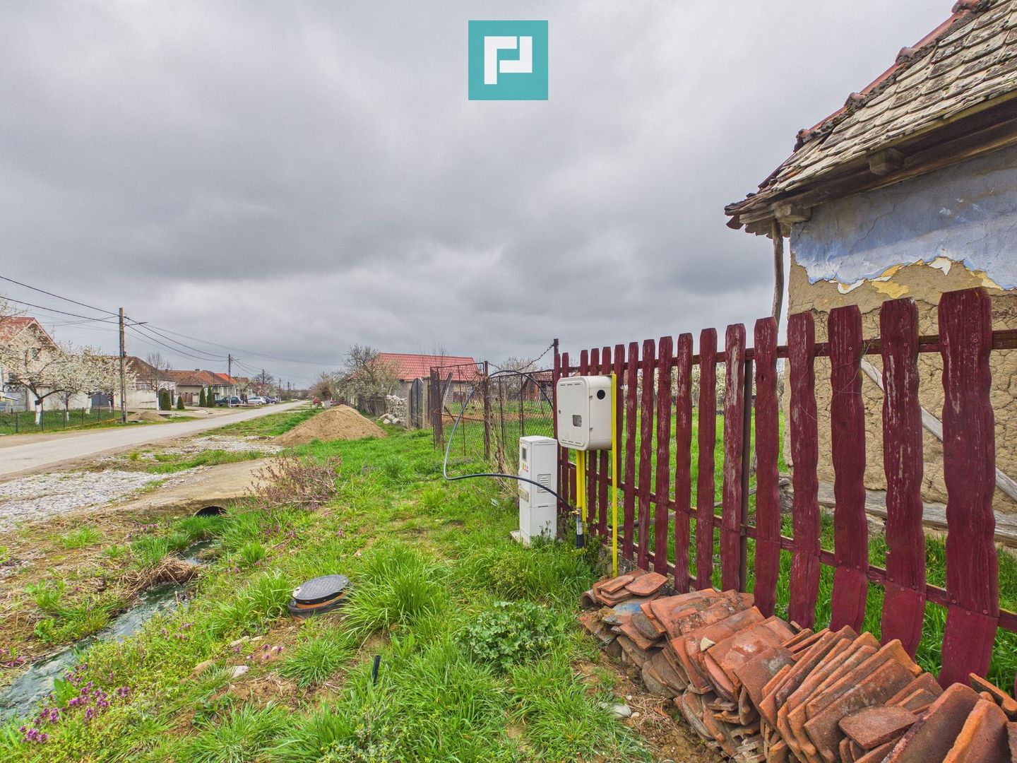 Teren 2777 mp intravilan, utilități, Felcheriu - Poză 5
