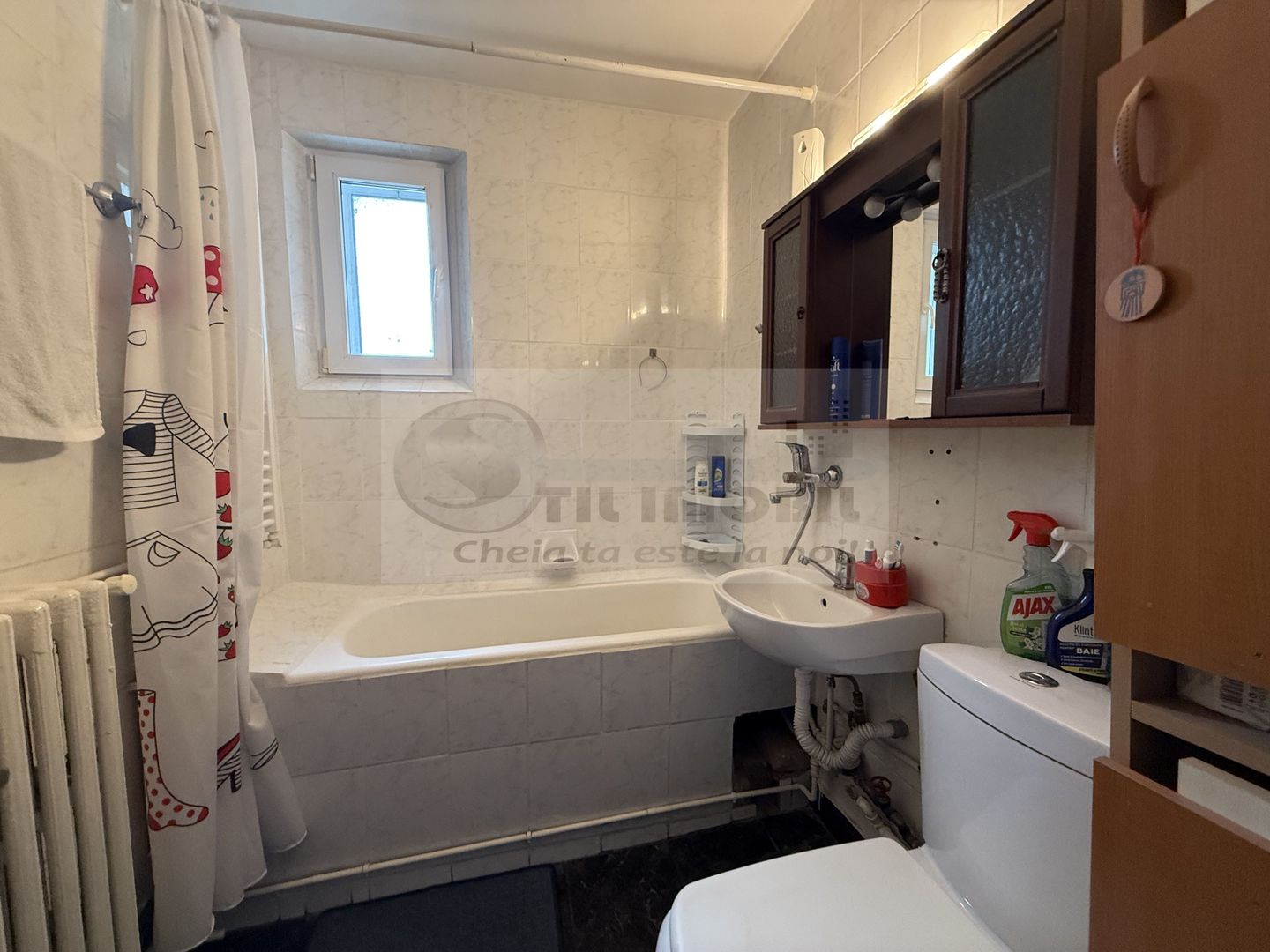 2 CAMERE TATARASI SCOALA 4 IONET TEODOREANU , GEAM LA BAIE, CENTRALA. - Poză 8