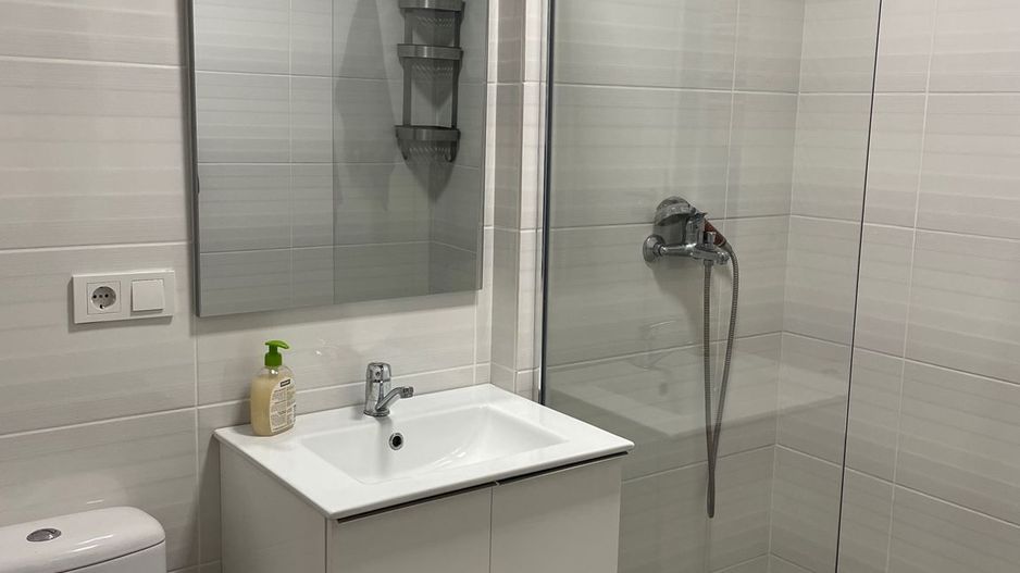 3 camere, 3 AC, 2 băi și terasă, centrala proprie, parcare inclusa, Pallady - Poză 8