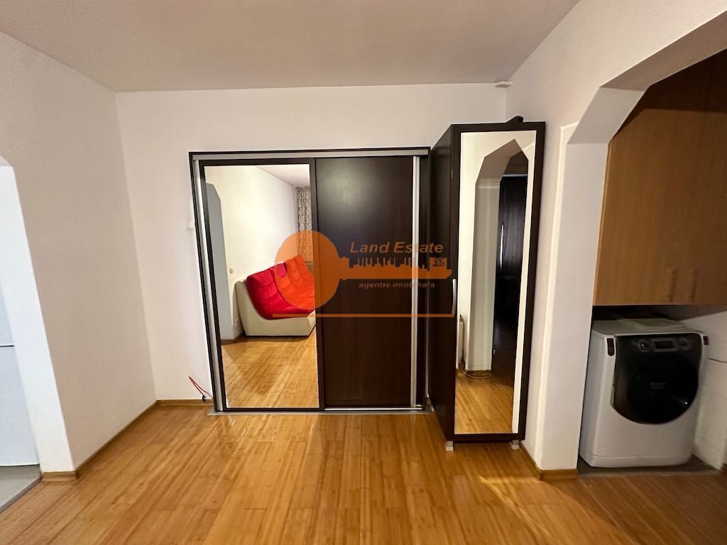 Apartamemt cu 3 camere in zona Rahova - Poză 5