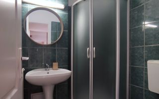 Apartament cu 4 camere decomandate | Zona Cipariu - Poză 12