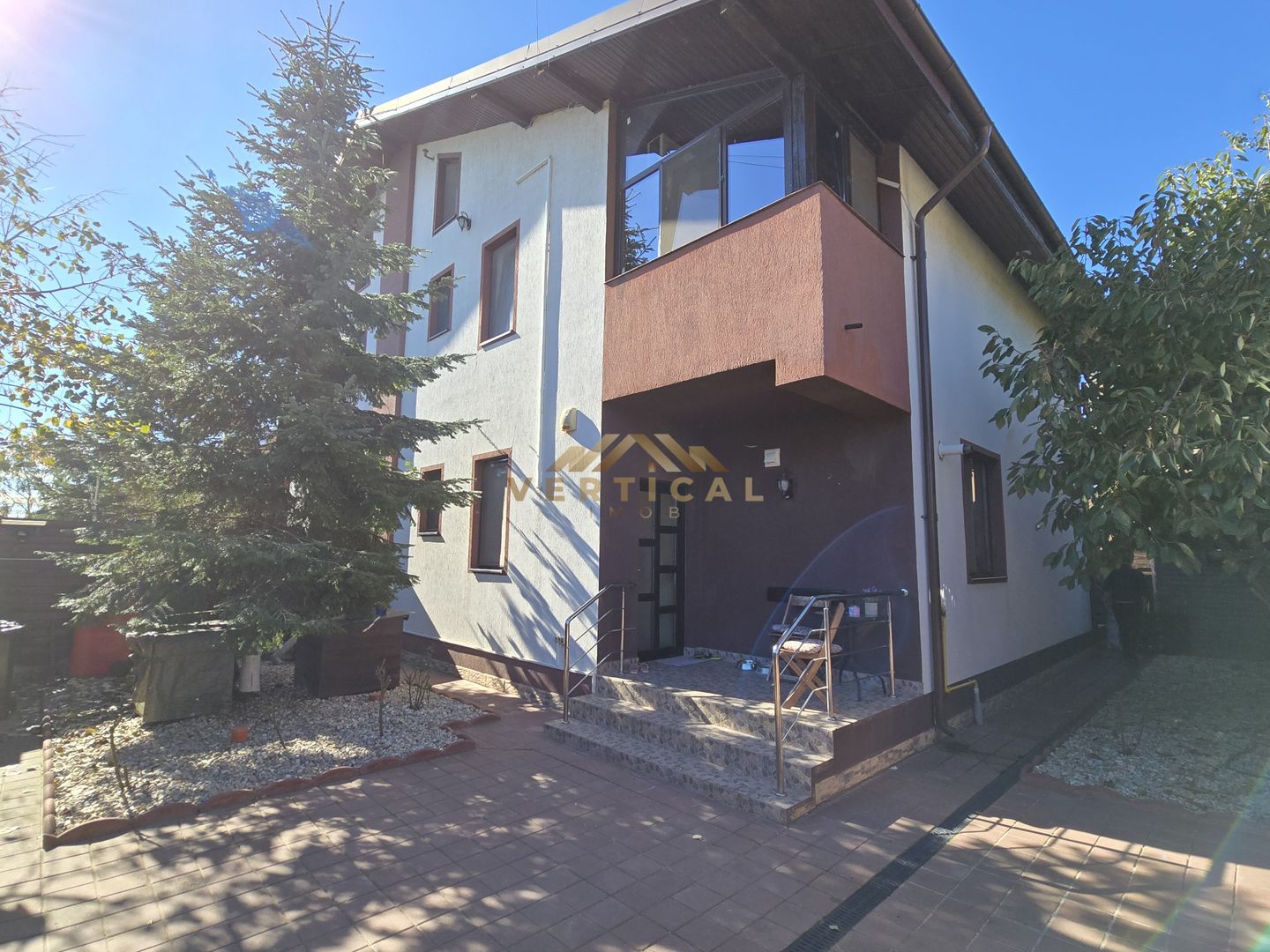 LOCUINTA DE VANZARE MOBILATA SI UTILATA | BERCENI - Poză 1