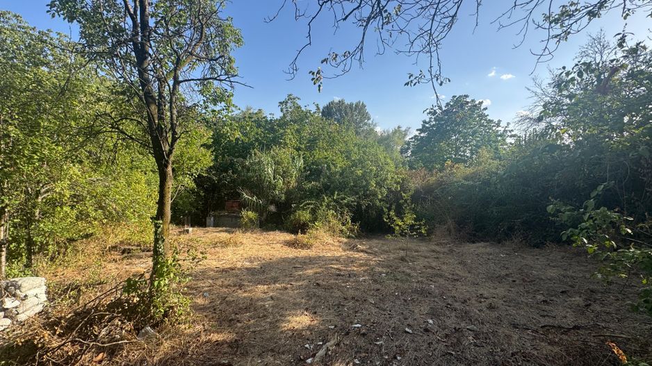 Teren intravilan 1511 mp strada Podgoria - Poză 1