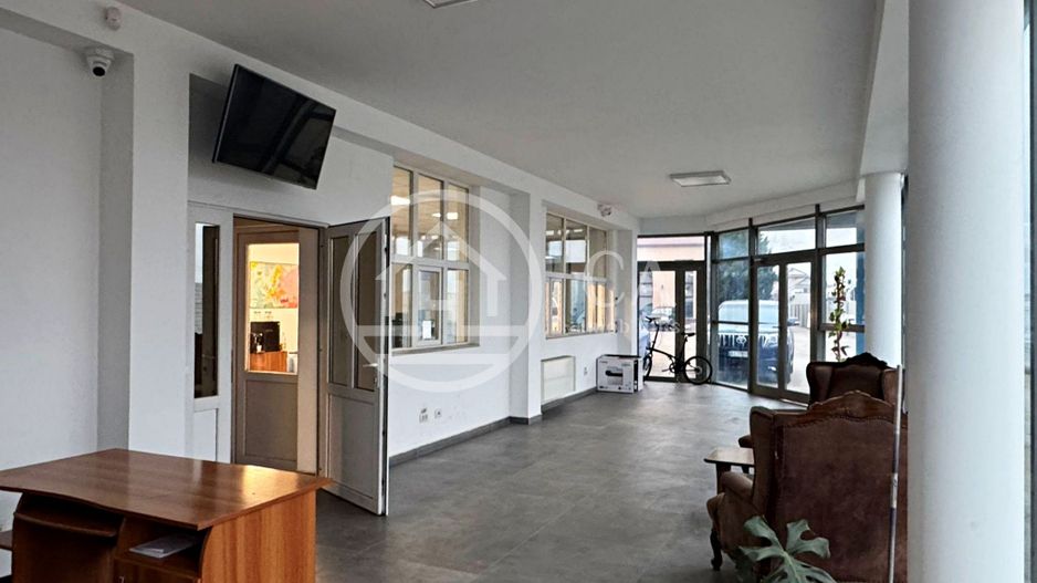 Spațiu comercial de închiriat cu 7 camere în zona Centurii, Oradea - Poză 2