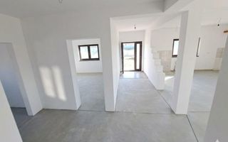 Casa noua 5 camere, curte mare - Poză 5