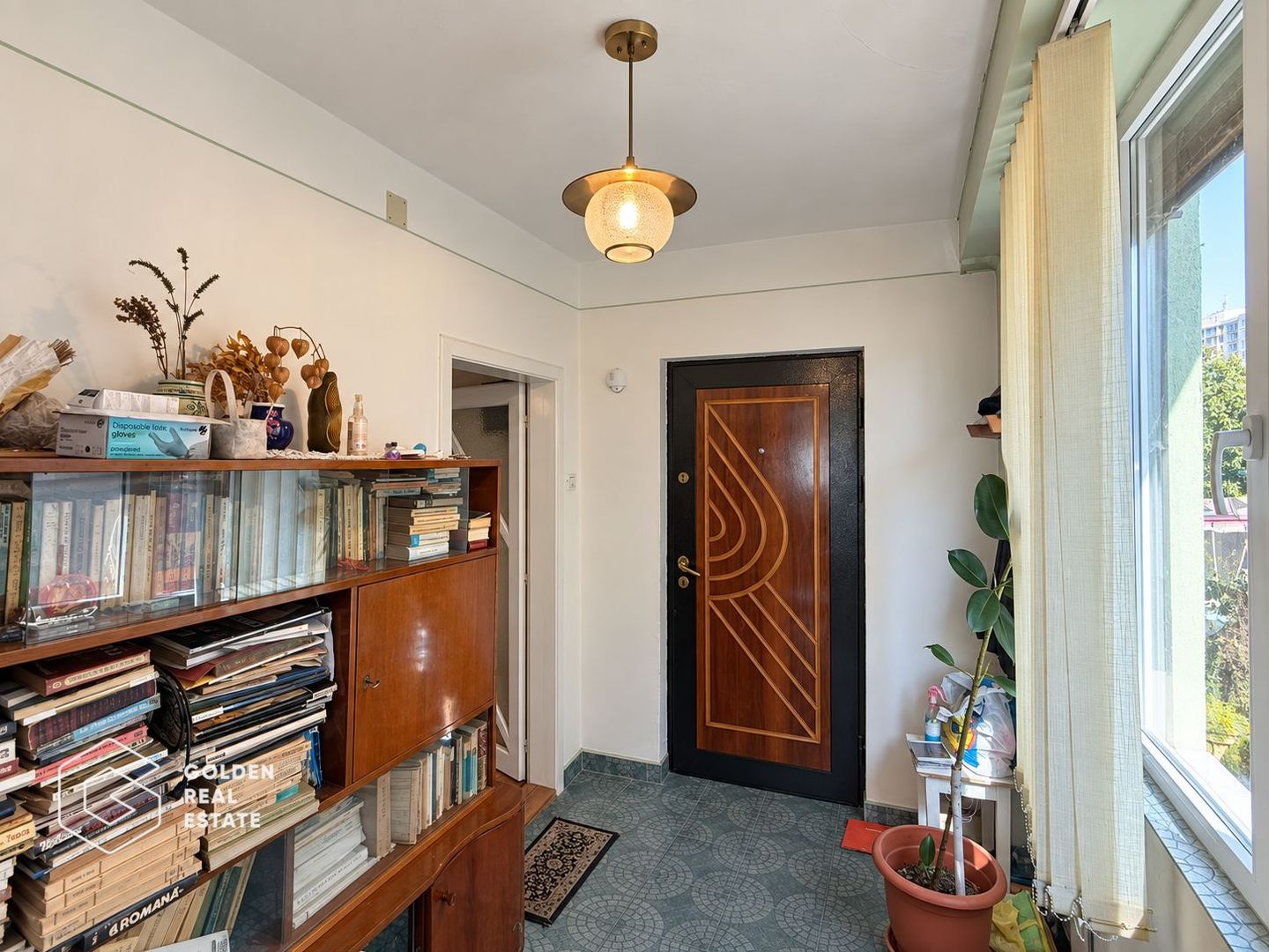 Casa din caramida, 3 camere + anexa, teren 262 mp,  zona Vlaicu - Poză 3