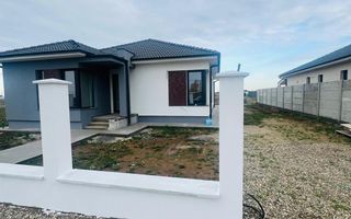 Casa partial finisata in Santandrei - Poză 2