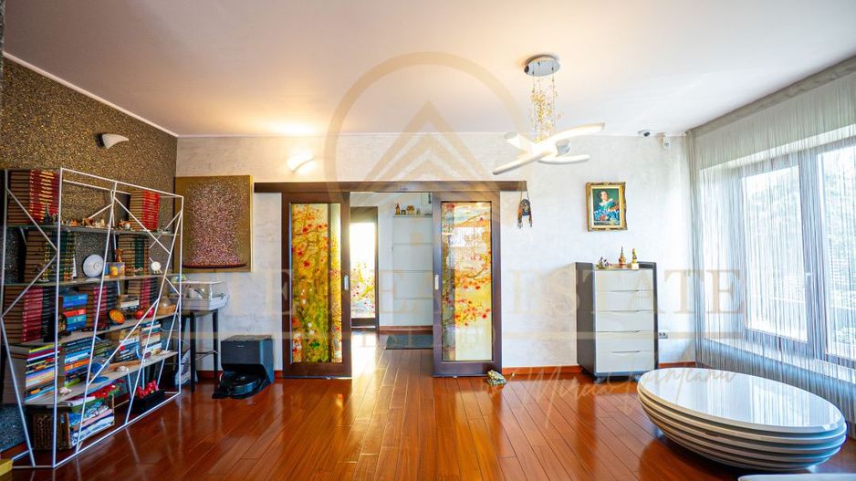 Mamaia Sat - Vila moderna, dotari premium, curte mare, vedere la lac! - Poză 26