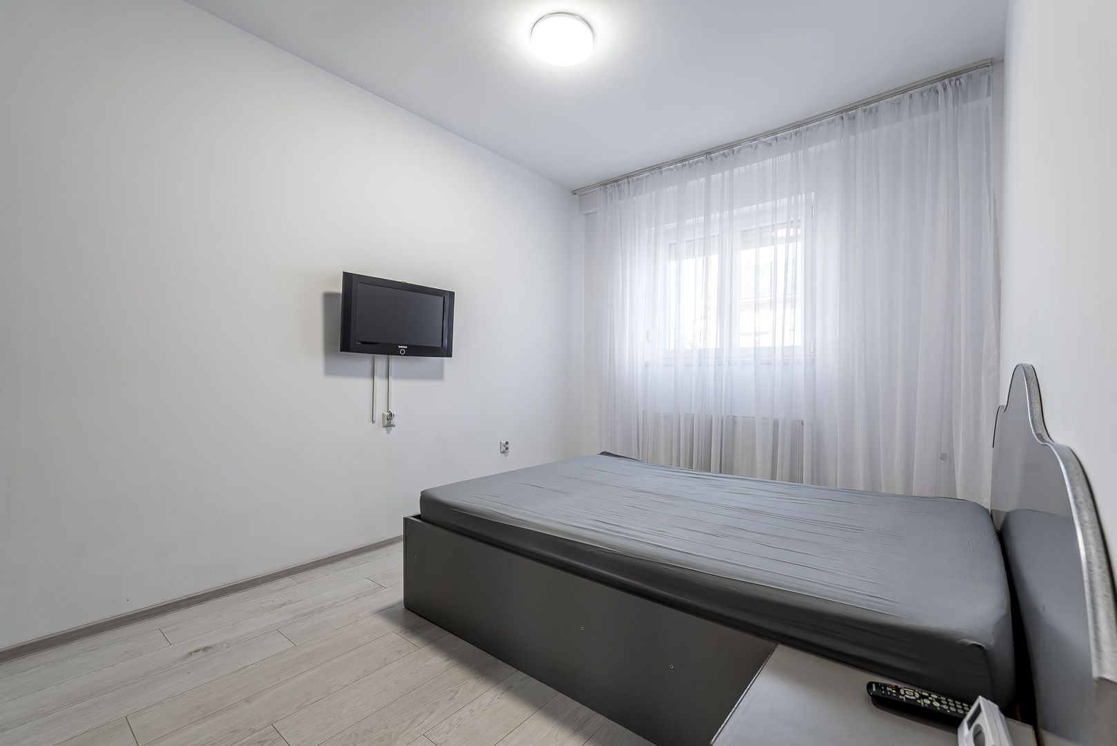 Apartament la cheie cu 2 camere la casa in Parneava Comision 0% - Poză 5