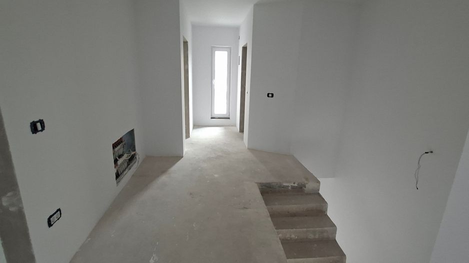 Duplex cu garaj - Dumbravita - Poză 8