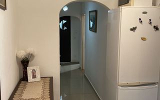 Apartament 3 camere, decomandat, centrala proprie | Auchan Titan - Poză 5