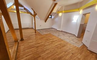 🏢 Spațiu de birouri – 5 camere, 3 băi – Mansardă vilă, Central - Poză 7