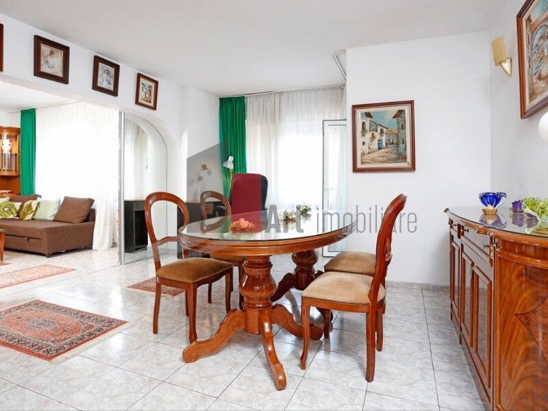 Inchiriere 3 camere pta victoriei - Poză 2