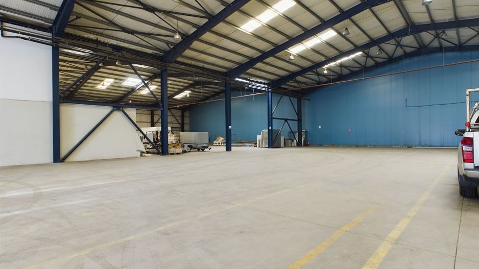 Spatiu industrial hala depozit 1750 mp Centura- Bragadiru - Poză 4