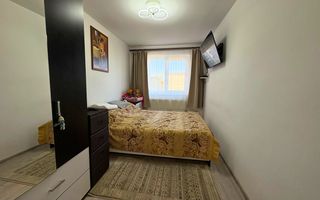 Apartament 2 camere decomandat zona Simeria (lângă piața Dolar) - Poză 4