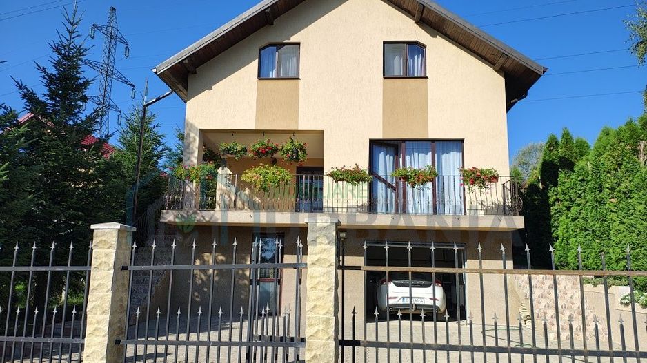 Casa de vânzare. - Poză 1