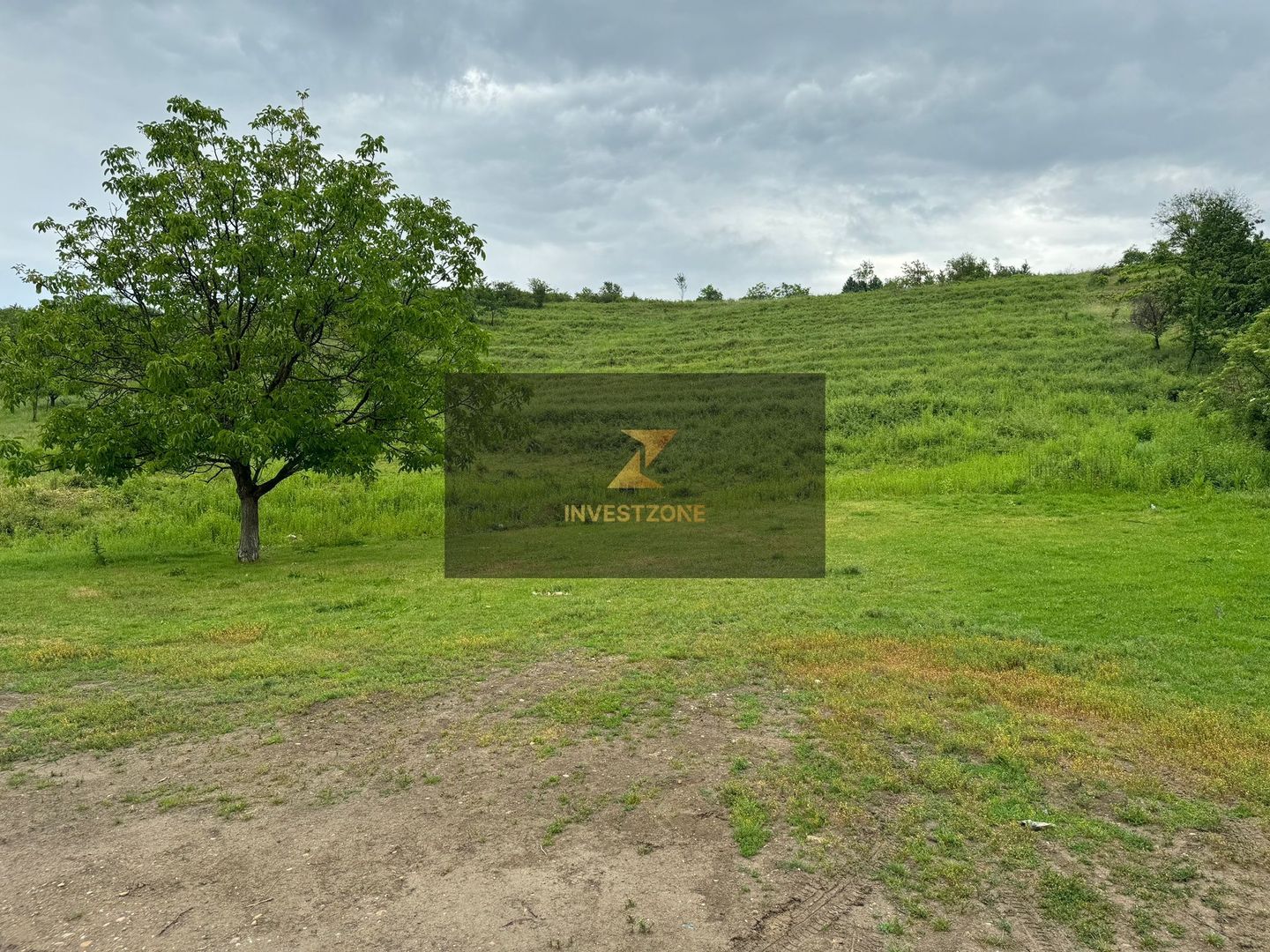 Teren intravilan Oradea str. Calea Adevărului - Poză 3