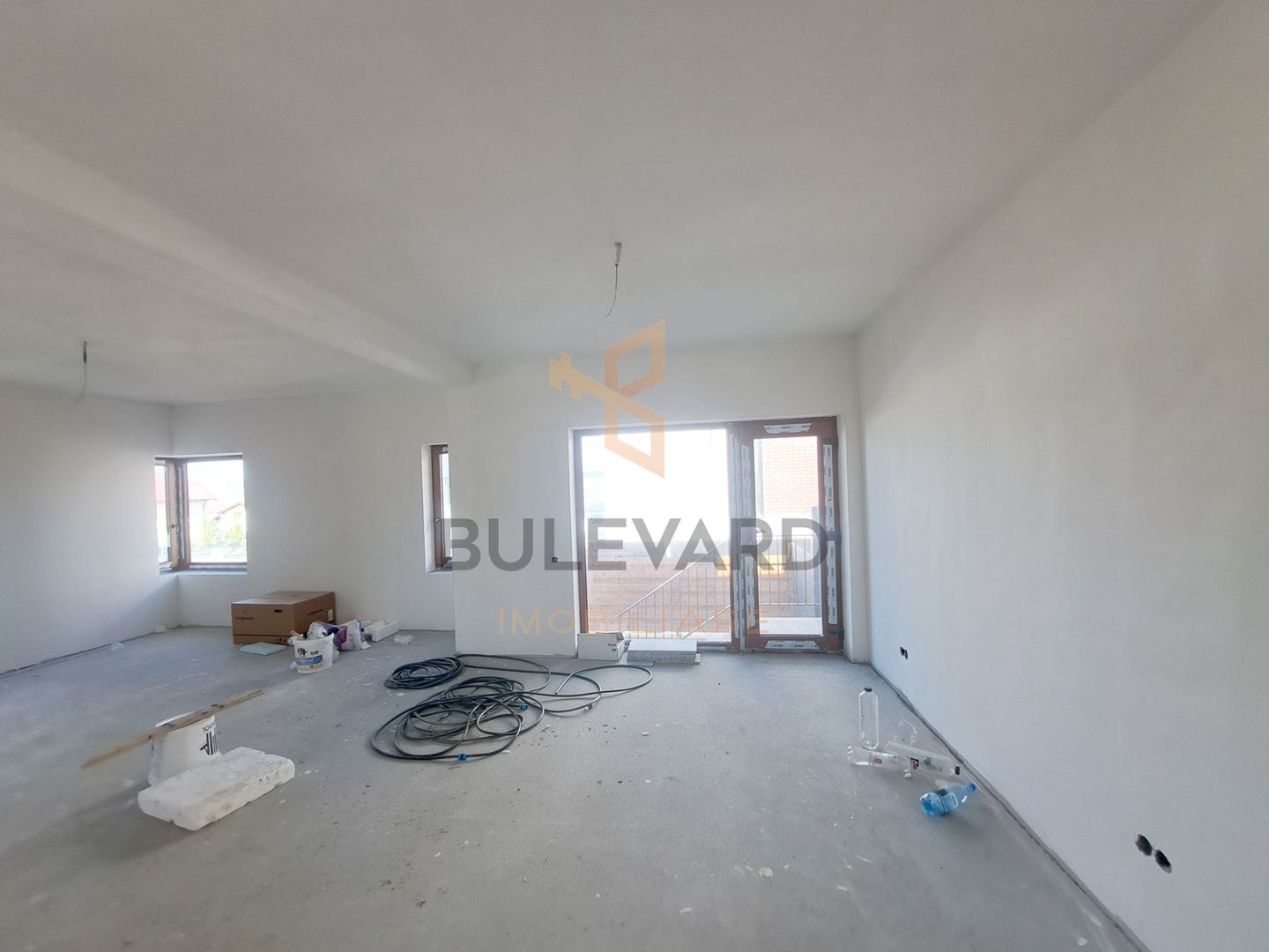 Casa tip duplex in zona Vivo Mall,  str Razoare Floresti - Poză 9