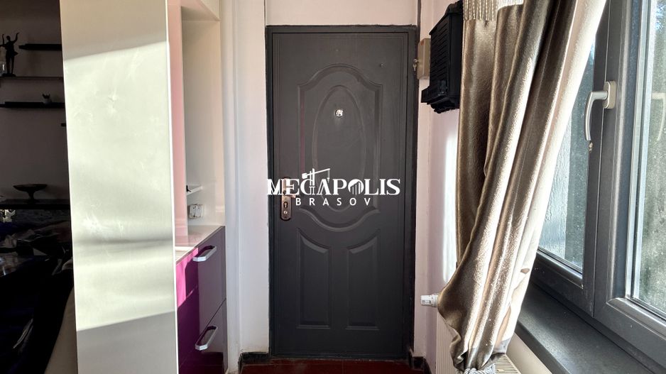 Casă / Ghimbav / 4 camere / Curte privată / Terasă - Poză 36