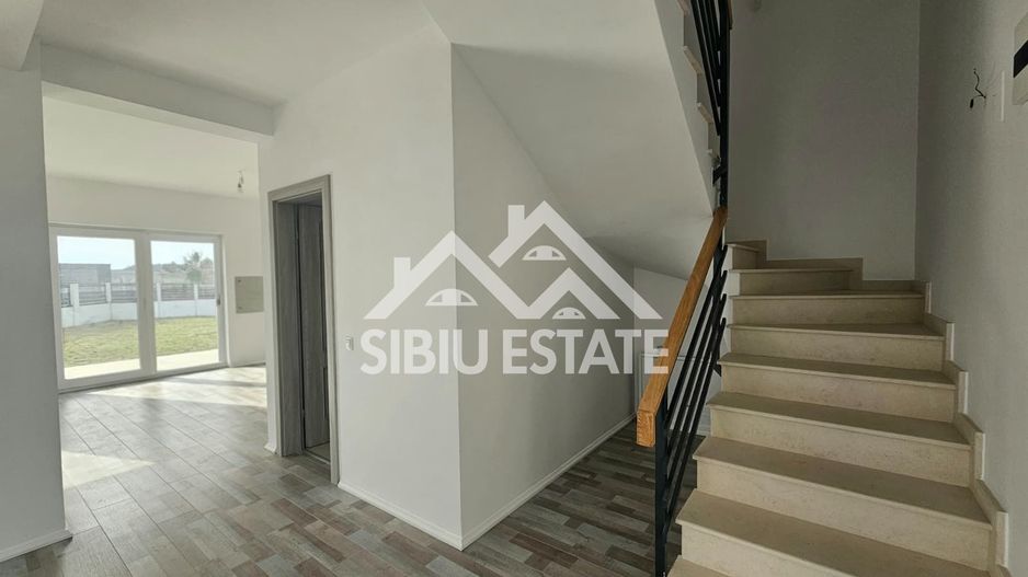 Casa Sibiu Vest, zona Cristian - Poză 18