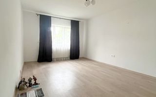 Apartament 3 camere etaj 1, zona centrala! - Poză 3
