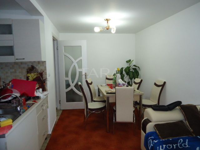 Casă / Vilă de vanzare in Floresti zona Lidl. - Poză 2