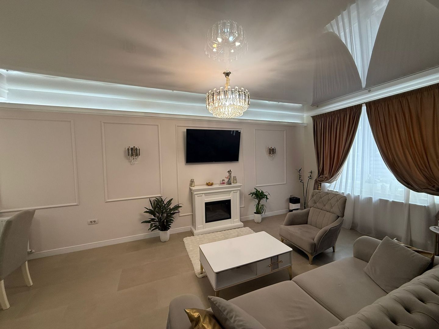 Vila de vanzare in Mamaia Sat - Poză 1