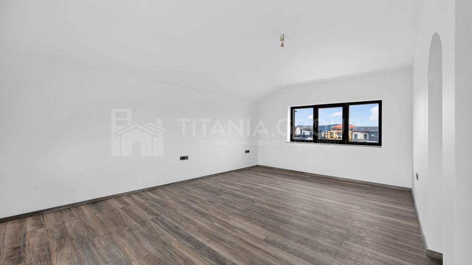 Vila cu arhitectura deosebita, teren 636mp, Cristian, Brasov - Poză 9