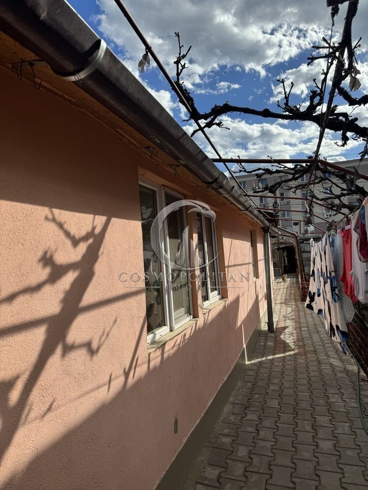 Casa cu 5 camere in zona D. Filipescu Posta teren 400mp Pret: 110.000 neg. - Poză 2