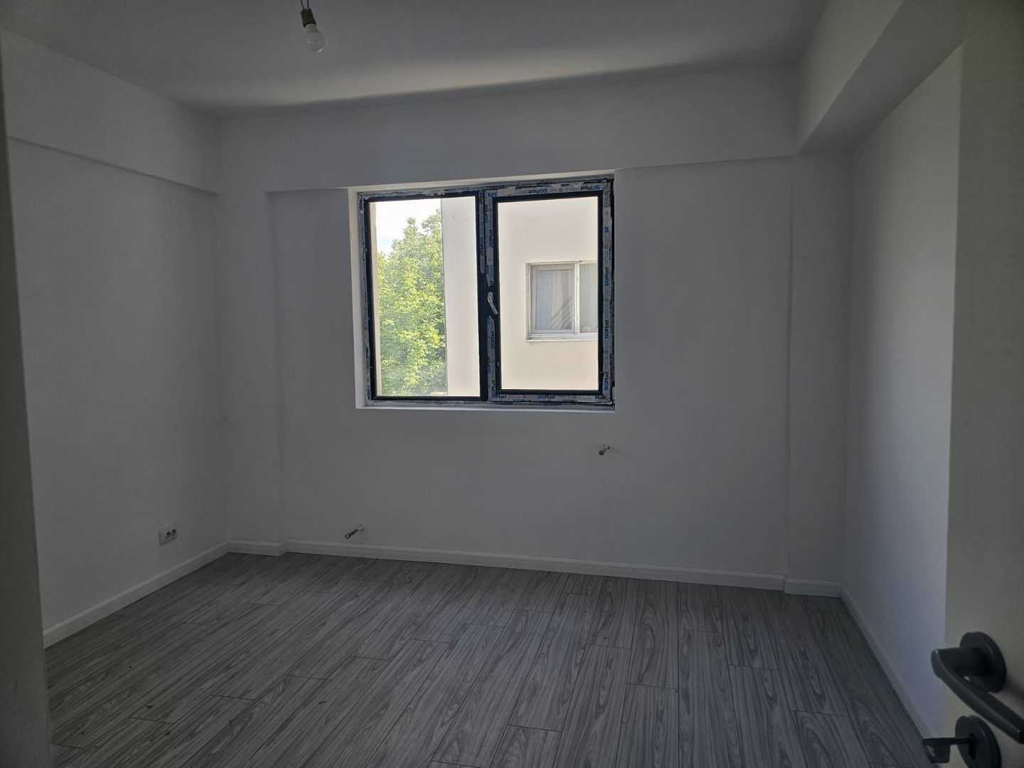 Apartament cu 3 camere, gata de mutare, imobil nou,Prelungirea Ghencea - Poză 5
