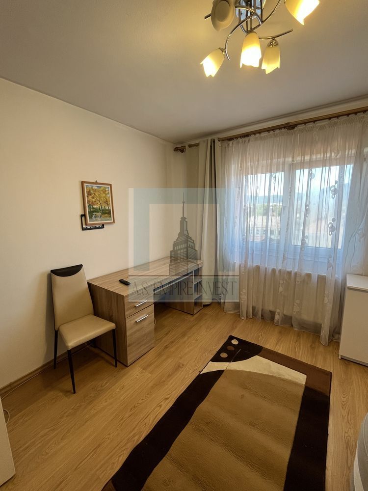 De vânzare apartament 3 camere/ Ghimbav - Poză 7