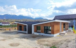 Casă premium la poalele Munților Piatra Craiului și Bucegi - Poză 4